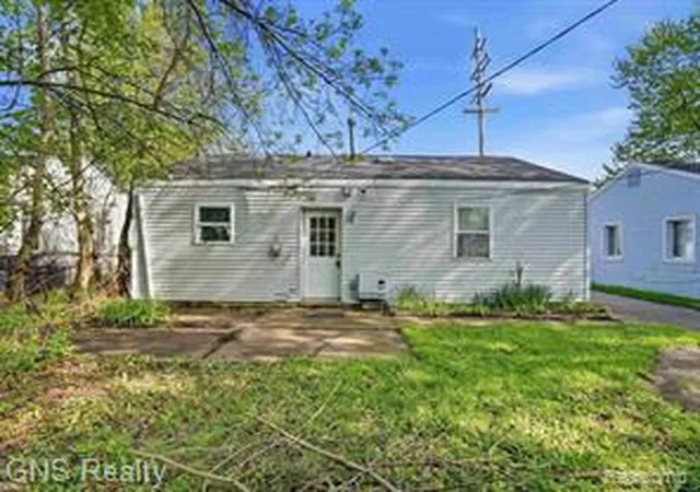 Homes for sale in Royal Oak, MI | 2717 Normandy Rd, Royal Oak, MI 48073 | MLS# 61009920