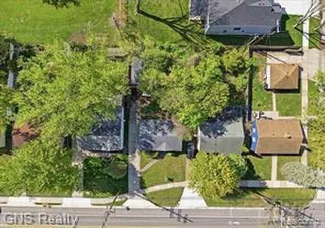 Homes for sale in Royal Oak, MI | 2717 Normandy Rd, Royal Oak, MI 48073 | MLS# 61009920