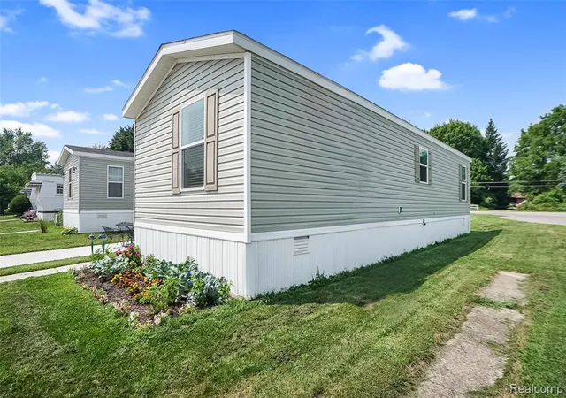 4th image of 56 Arizona, Belleville, MI 48111 | MLS# 61003357