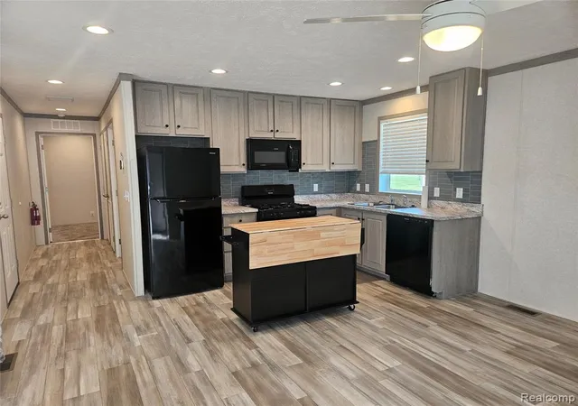 5th image of 56 Arizona, Belleville, MI 48111 | MLS# 61003357