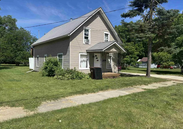 Homes for sale in Alma, MI | 313 Pleasant Ave, Alma, MI 48801 | MLS# 80069865