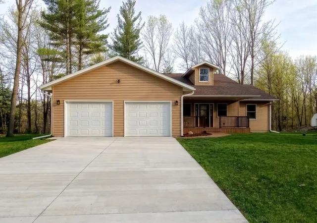 5th image of 3215 North Branch Dr, Beaverton, MI 48612 | MLS# 50205338