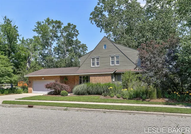 Homes for sale in Zeeland, MI | 337 N Colonial, Zeeland, MI 49464 | MLS# 70544266