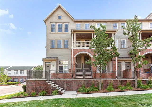 1st image of 208 Amys Walk, Auburn Hills, MI 48326 3060 | MLS# 60975256