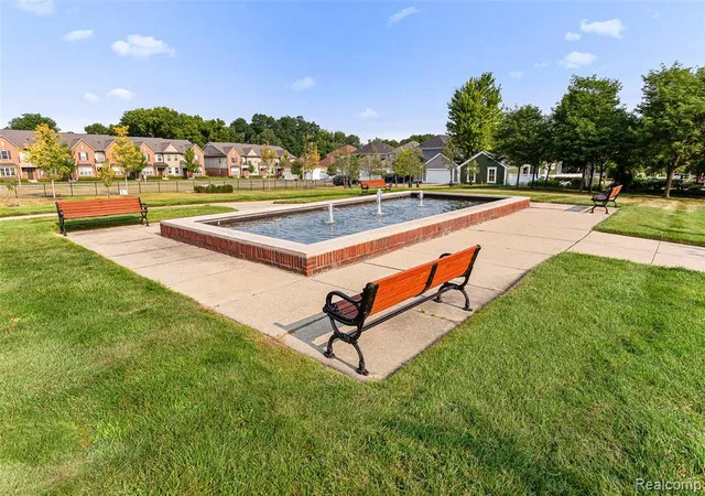 44th image of 208 Amys Walk, Auburn Hills, MI 48326 3060 | MLS# 60975256