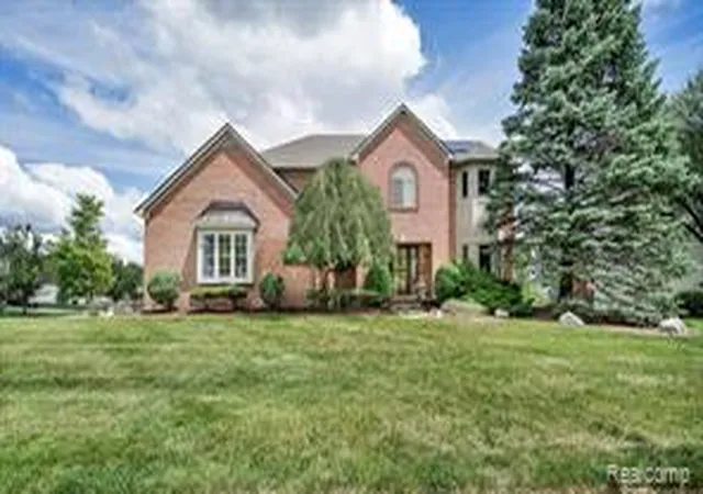 Homes for sale in Ann Arbor, MI | 3200 Appleridge Dr, Ann Arbor, MI 48103 | MLS# 61009304