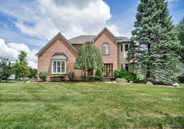1st image of 3200 Appleridge Dr, Ann Arbor, MI 48103 9060 | MLS# 61009304