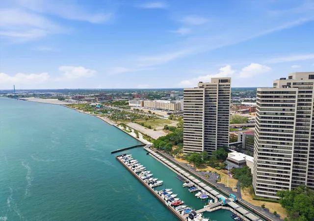 Photo 2 of Condo for sale at 1001 Jefferson Ave #1J, Detroit, MI 48226 | MLS# 50219995 | Listing updated on 2026-08-28