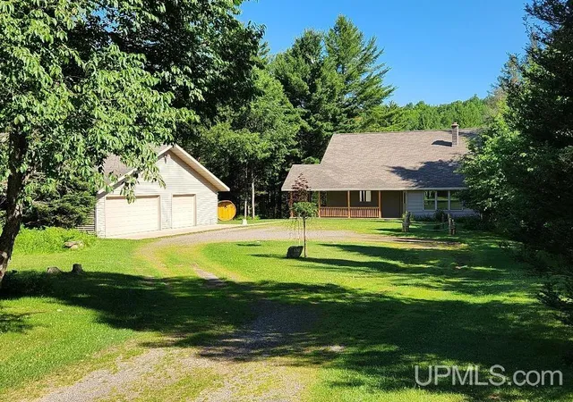 Homes for sale in Iron River, MI | 370 Gibbs City Rd, Iron River, MI 49935 | MLS# 50214193
