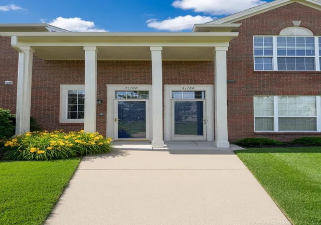 Homes for sale in Chesterfield, MI | 51768 Adler Park Dr, Chesterfield, MI 48051 | MLS# 50212337