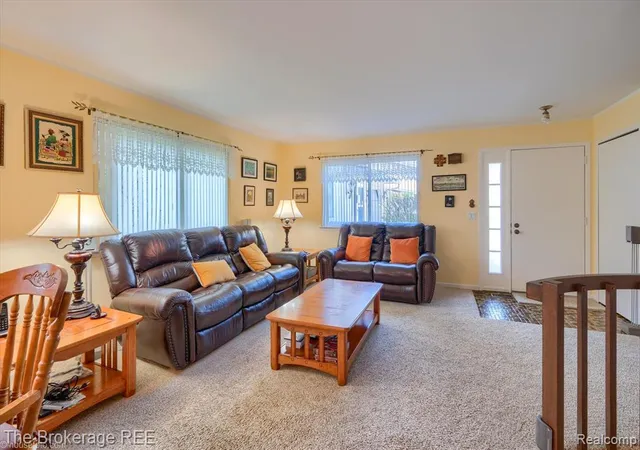 Homes for sale in Grand Blanc, MI | 9538 Fenhill Dr, Grand Blanc, MI 48439 | MLS# 60992122