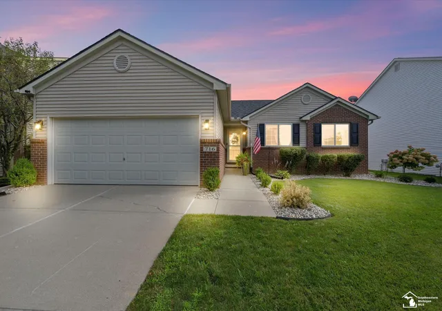 Photo 1 of Sale Pending at 716 Falcon Dr, Dundee, MI 48131 | MLS# 50219387 | Listing updated on 2026-10-06