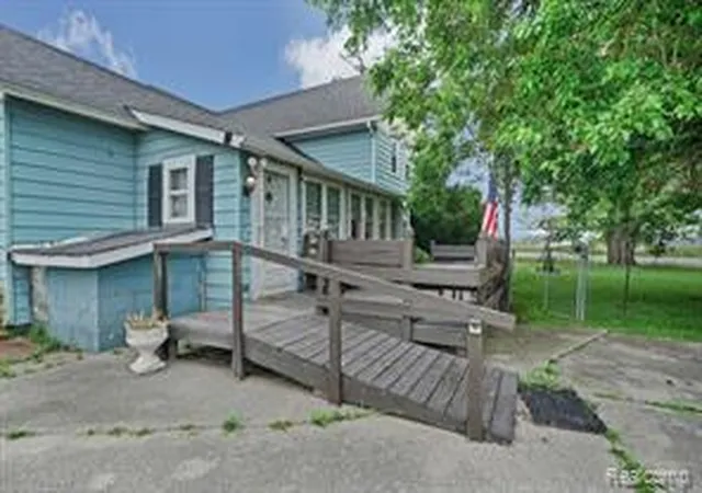 Homes for sale in Wales, MI | 261 Fitz Rd, Wales, MI 48027 | MLS# 61009815
