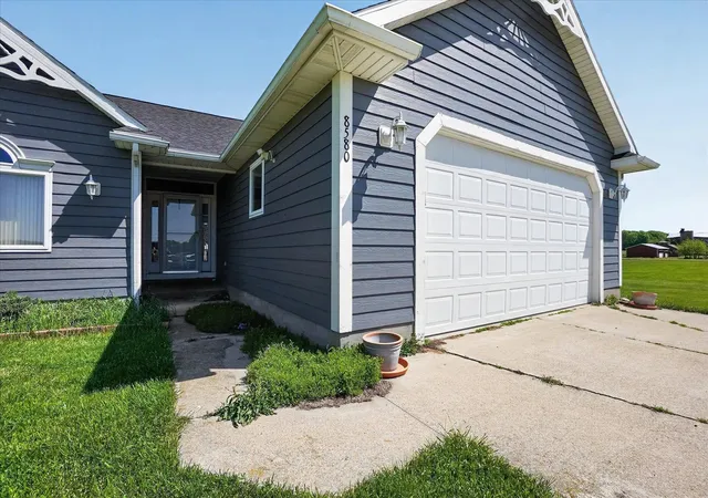 Homes for sale in Ovid, MI | 8580 W Hibbard Rd, Ovid, MI 48866 | MLS# 50208901