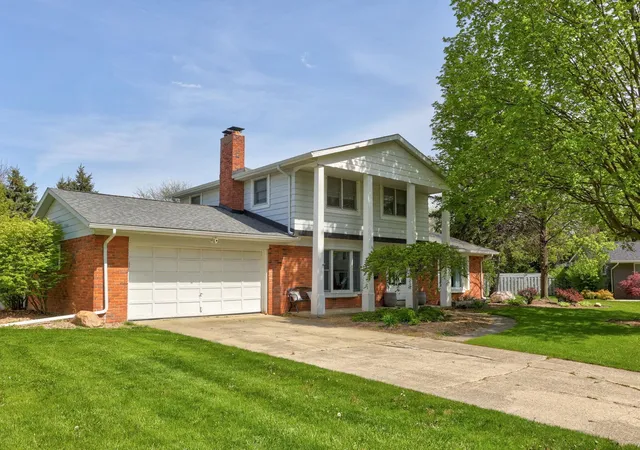3rd image of 405 Nickless St, Frankenmuth, MI 48734 | MLS# 50208037