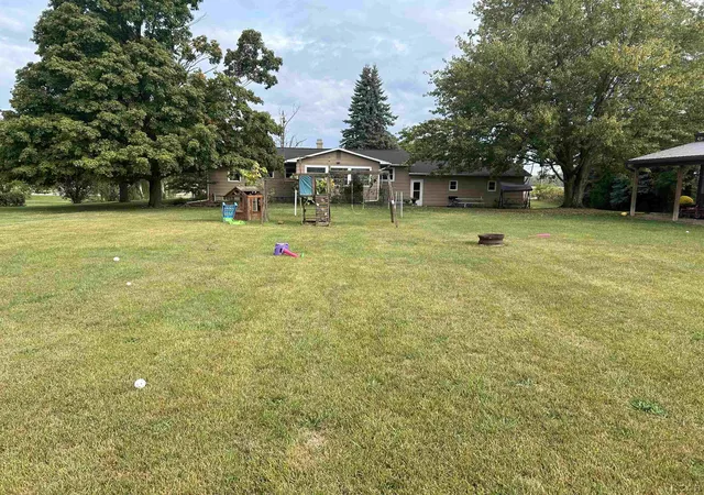 Photo 3 of Single family home for sale at 11639 Beecher Rd, Clayton, MI 49235 | MLS# 50189255 | Listing updated on 2025-09-30