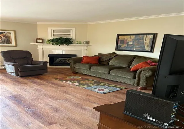 Homes for sale in WestlandCity_Wayne, MI | 7485 Woodview St, WestlandCity_Wayne, MI 48185