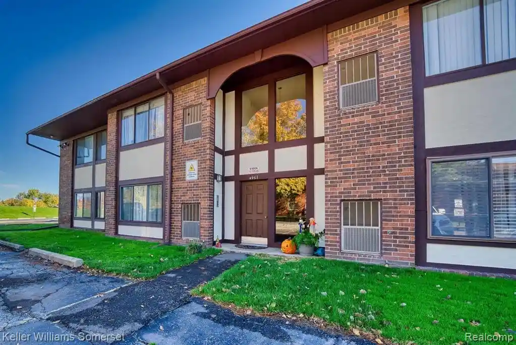Listing Photo 1 - Condo for sale in 4961 E 10 Mile Rd located at 4961 E 10 Mile Rd, Macomb, MI 48091 - Unit 4961 E 10 Mile Rd