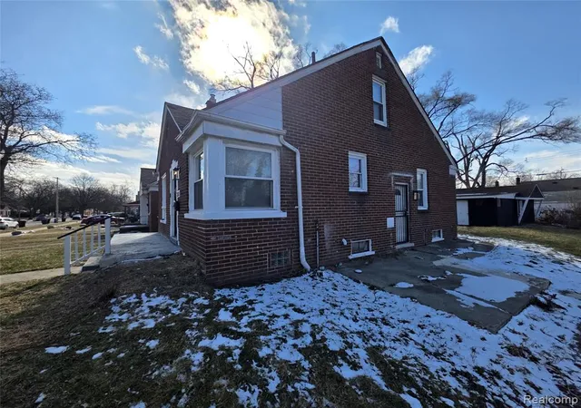 3rd image of 20315 Biltmore St, Detroit, MI 48235 2109 | MLS# 60971706