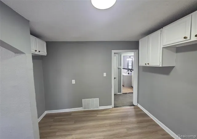 4th image of 20315 Biltmore St, Detroit, MI 48235 2109 | MLS# 60971706