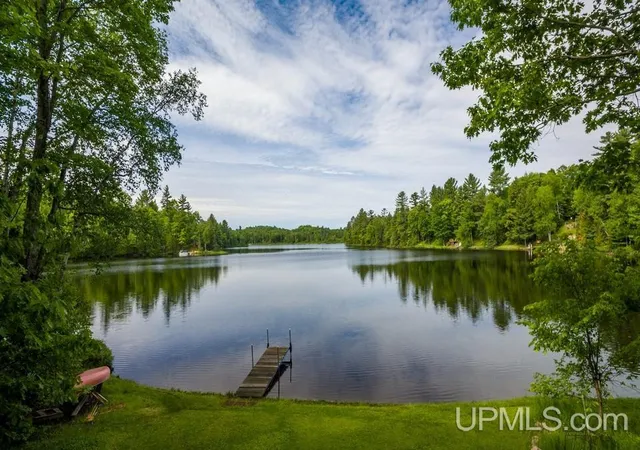 Homes for sale in Ishpeming, MI | 8 Gold Dr, Ishpeming, MI 49849 | MLS# 50209134