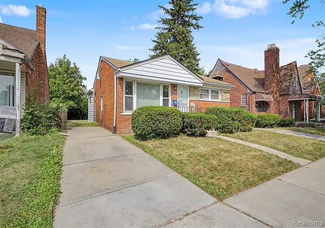 Photo 2 of Single family home for sale at 8835 Robson St, Detroit, MI 48228 | MLS# 61019438 | Listing updated on 2026-10-19