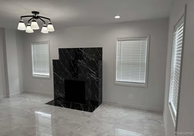 2nd image of 1102 W Dayton St, Flint, MI 48504 | MLS# 60988567