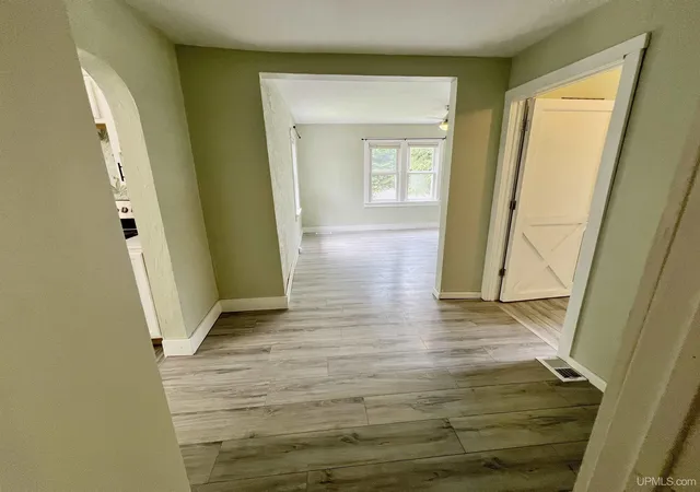 Homes for sale in Iron Mountain, MI | 1005 E Margaret St, Iron Mountain, MI 49801 | MLS# 50213587