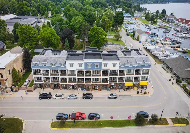 Photo 2 of Condo for sale at 560 S Hancock St #12, Pentwater, MI 49449 | MLS# 70551913 | Listing updated on 2026-09-03