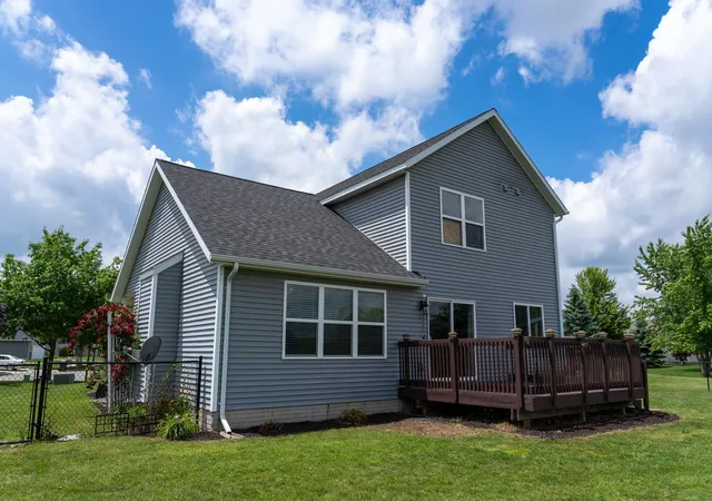 Homes for sale in Mount Pleasant, MI | 1653 Abbey Ct, Mount Pleasant, MI 48858 | MLS# 80070314