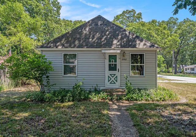 4th image of 2982 Mcdermott St, Norton Shores, MI 49444 | MLS# 70479007