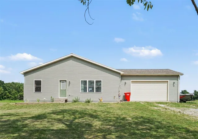Homes for sale in Vandalia, MI | 64136 Union Rd, Vandalia, MI 49095 | MLS# 70542455