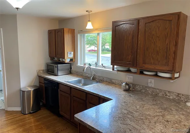 2nd image of 9026 Pine Cove Dr, Whitmore Lake, MI 48189 9474 | MLS# 61023602
