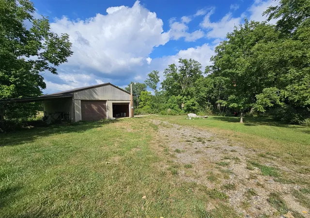 Photo 4 of Sale Pending at 8475 Ross Rd, Muir, MI 48860 | MLS# 70526248 | Listing updated on 2026-09-10