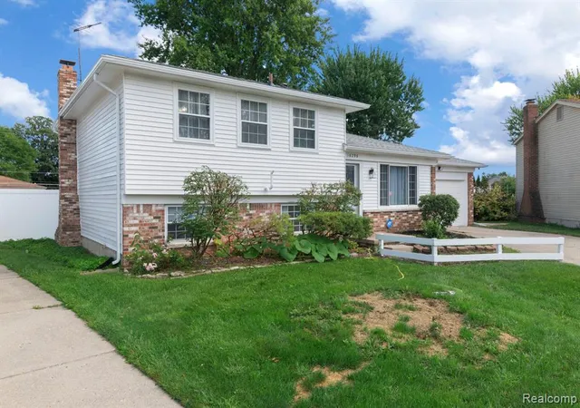 Photo 2 of Sale Pending at 16296 Picton Ct, Clinton Township, MI 48038 4505 | MLS# 61024082 | Listing updated on 2026-09-15