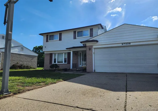 5th image of 27336 Pierce St, Southfield, MI 48076 | MLS# 61004408