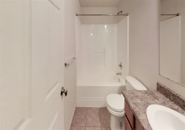 3rd image of 1402-1408 Sutherland Ave, Kalamazoo, MI 49006 | MLS# 70488590
