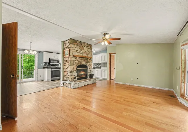 Homes for sale in Three Rivers, MI | 13191 Harder Rd, Three Rivers, MI 49093 | MLS# 70542432