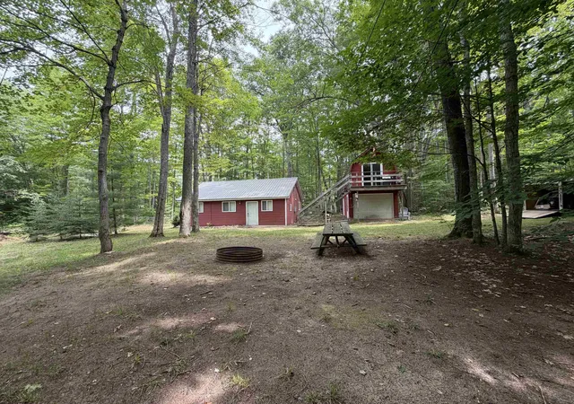 2nd image of 6700 Ne Park Dr, Kalkaska, MI 49646 | MLS# 80071590