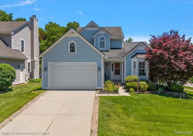 Homes for sale in Auburn Hills, MI | 899 Hathaway Dr Dr, Auburn Hills, MI 48326 | MLS# 61002337