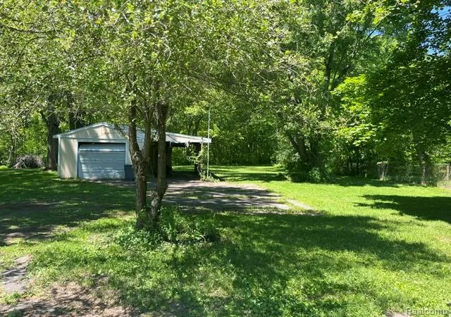 Homes for sale in Burton, MI | 1086 Forest Ave, Burton, MI 48509 | MLS# 60997848
