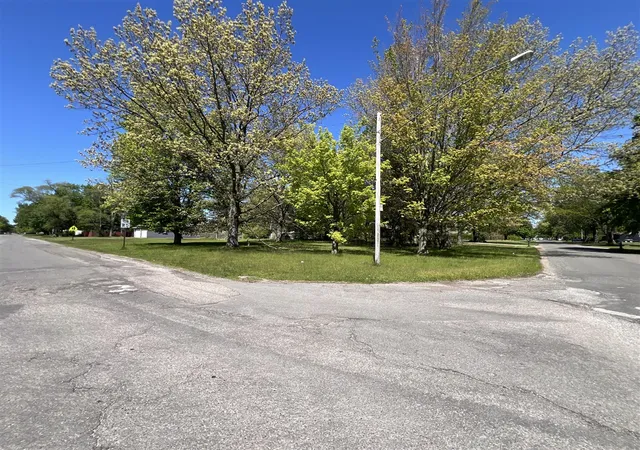 Homes for sale in Benton Harbor, MI | 167 E E Delaware Ave, Benton Harbor, MI 49022 | MLS# 70536244