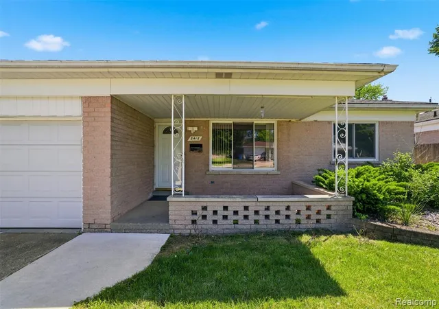 4th image of 3418 Winterfield Dr, Warren, MI 48092 4255 | MLS# 61002110