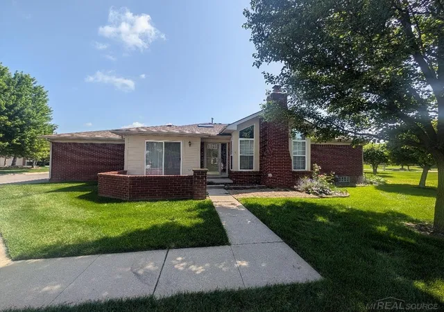 Homes for sale in Chesterfield, MI | 30592 Lynn Ct Ct, Chesterfield, MI 48051 | MLS# 50214702