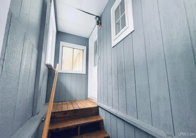 Photo 4 of Single family home for sale at 41261 Half Moon Beach Rd, Chassell, MI 49916 | MLS# 50215035 | Listing updated on 2026-08-25
