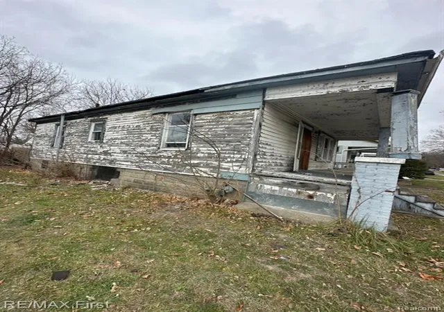 2nd image of 14537 Washburn St, Detroit, MI 48238 | MLS# 60995318