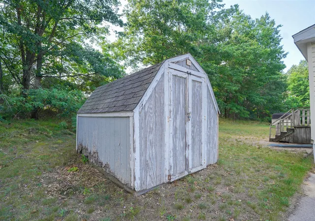 5th image of 513 E Rainbow Rd, Newaygo, MI 49337 | MLS# 70550364