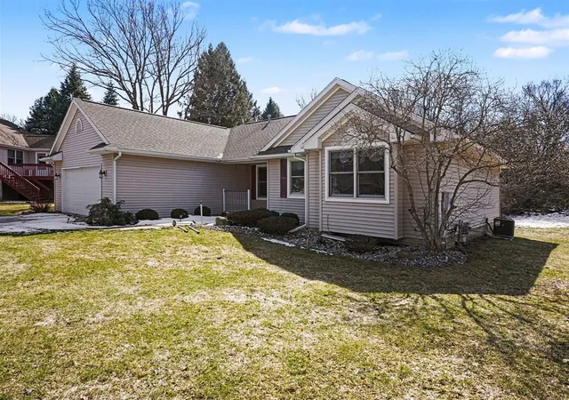 Homes for sale in Richland, MI | 8135 Robinbrook St, Richland, MI 49083 | MLS# 70517392