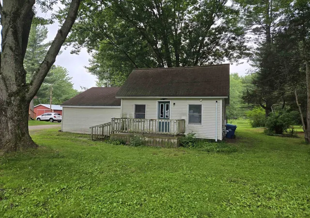 Homes for sale in Vassar, MI | 4364 S Kirk Rd, Vassar, MI 48768 | MLS# 50213015