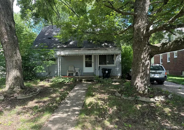 Homes for sale in Redford, MI | 15808 Norborne Ave, Redford, MI 48239 | MLS# 61004701